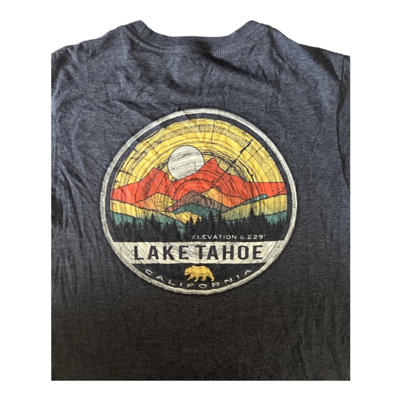 Bundle Lake Tahoe T-shirt & Crop Seater Size Medium - Picture 4 of 7